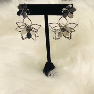 Never worn NY&CO silver dangle earrings